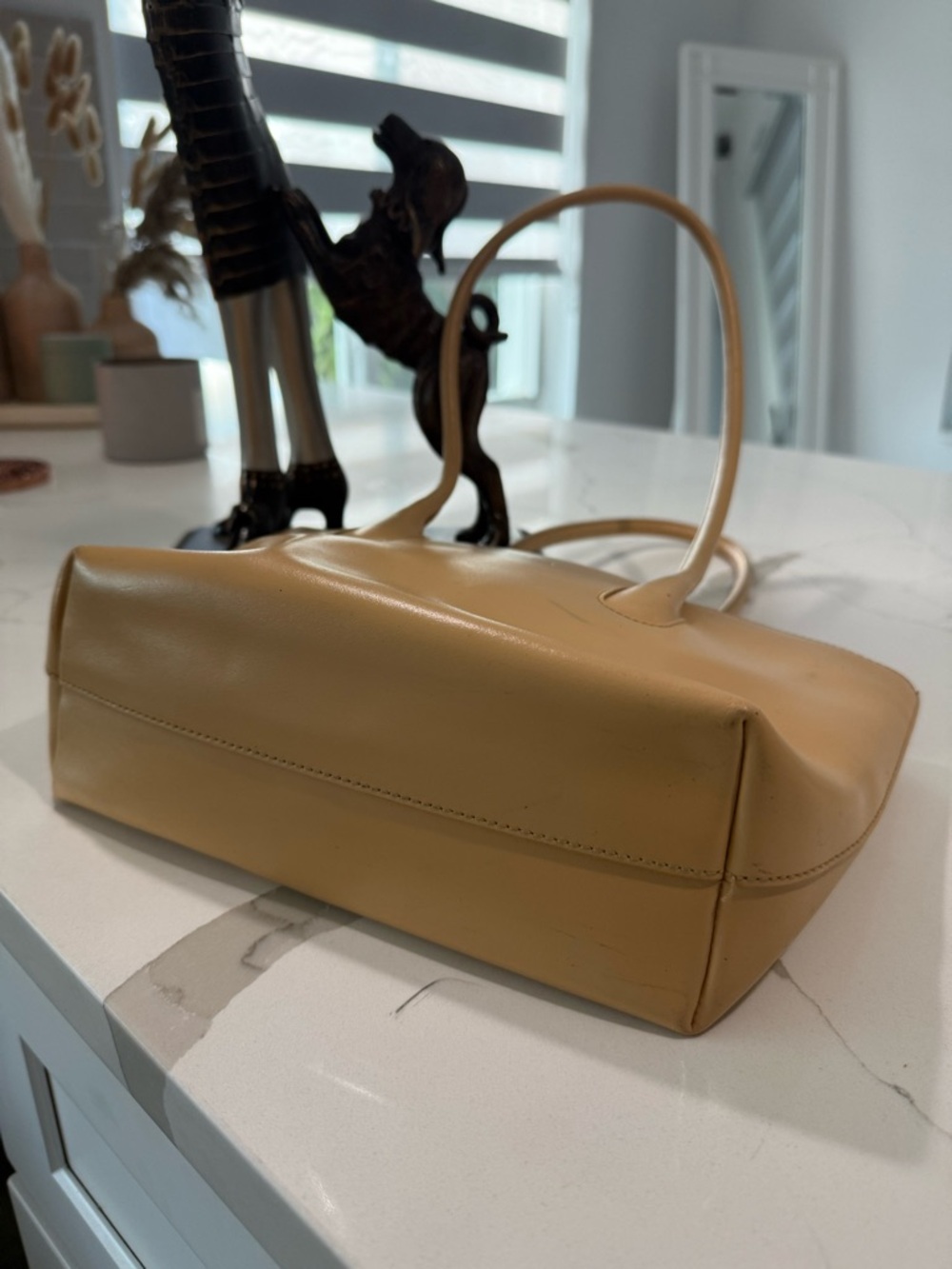 Furla : timeless Italian leather luxury Tan Mini Bag - Picture 6 of 12